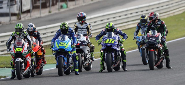 Crutchlow al frente de una jornada con problemas para Márquez

