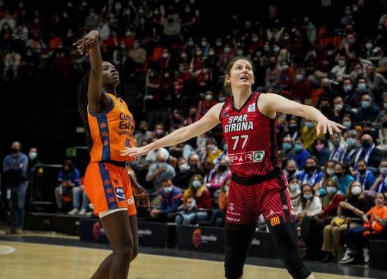 Las mejores imágenes del Valencia Basket - Spar Girona de semifinales de Copa (FOTOS: EDUARDO MANZANA)
