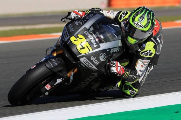 Crutchlow le gana la vuelta rápida a Márquez, quinto