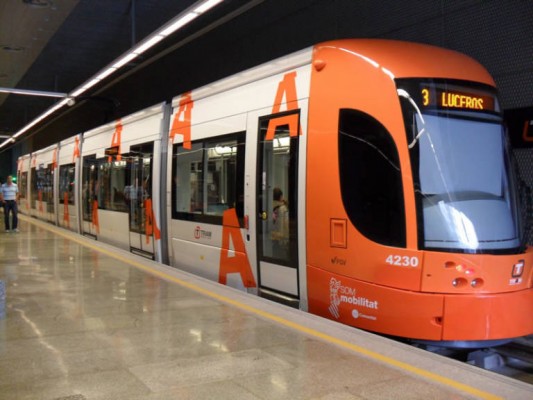 FGV adjudica el servicio de autobús para suplir la Línea 9 del Tram hasta final de año