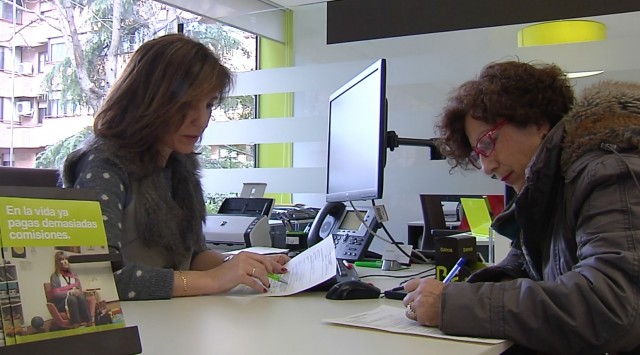 Casi 30.000 afectados por la OPS de Bankia reclaman su devolución el primer día