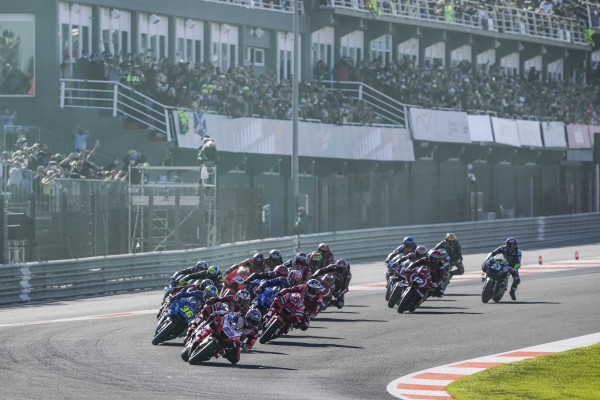 Las mejores imágenes del Gran Premio Motul de la Comunitat Valenciana
Circuit Ricardo Tormo
