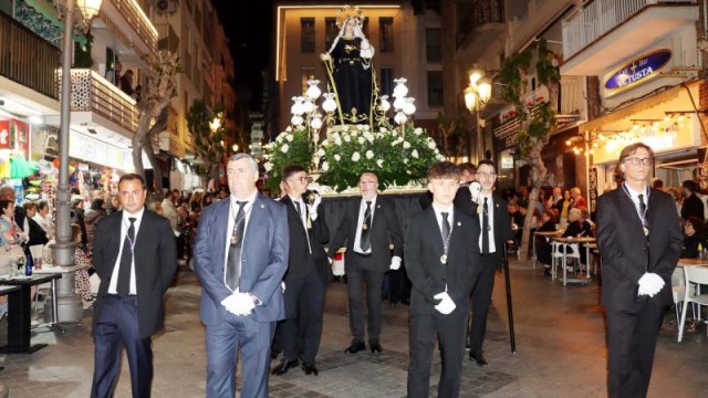 El Gobierno de Gandia denuncia que Torró pagó 795.000 euros por Tom Jones y Julio Iglesias