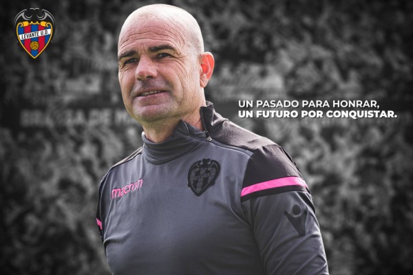 El Levante oficializa la renovación de Paco López por una temporada más otra opcional