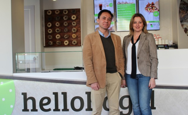 Hello Bagel, la franquicia valenciana que quiere replicar la fiebre del yogur helado