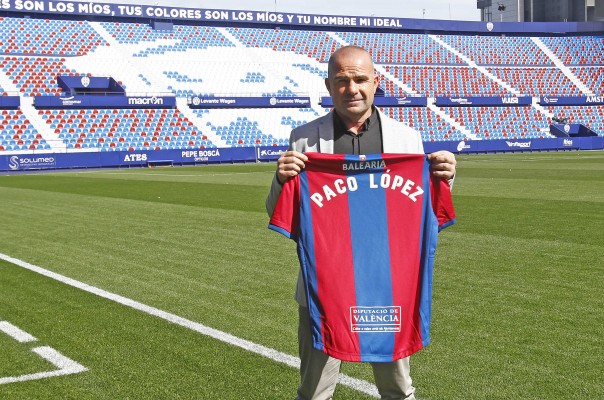 Paco López confirma que el Levante hará el pasillo al Barcelona