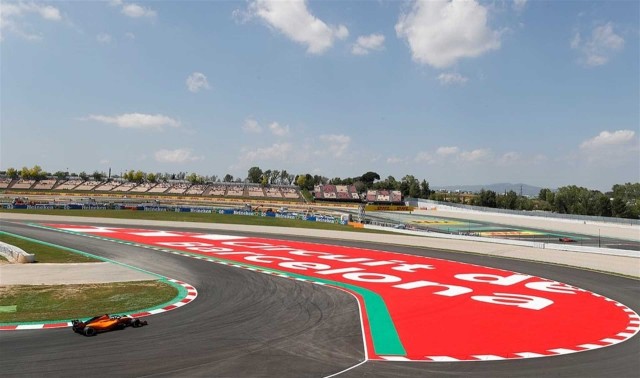La gran vuelta matinal de Bottas domina la jornada y Alonso pierde fuelle