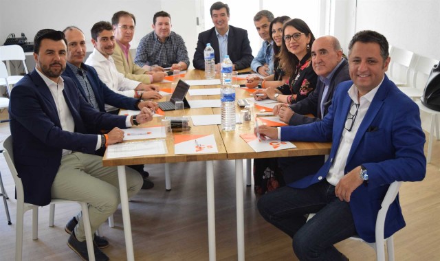 Giner subraya que Cs llegaría a acuerdos con quien respete la Constitución y la unidad de España