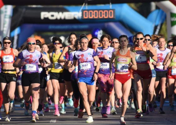 Las mejores imágenes de la VI Carrera 10KFem de València (Fotos: EDUARDO MANZANA)