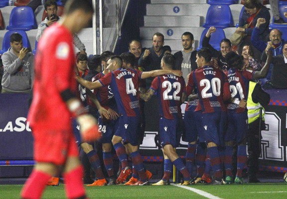 El Levante quiere arruinar al Barça su condición de invicto