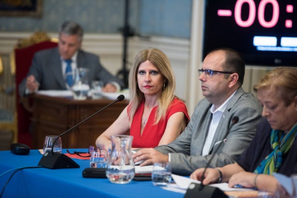 El PSOE urge al PP a reactivar los planes de ordenación del ocio y la restauración en el Centro