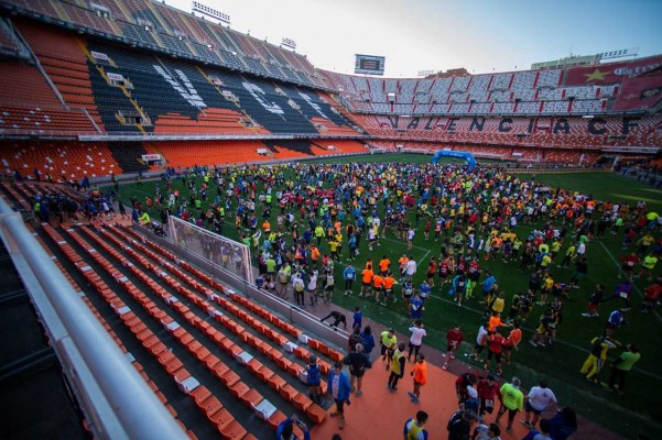 El estadio de Mestalla será la meta del ecuador del Circuito de Carreras 

