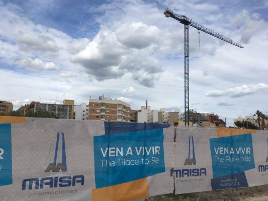 La venta de viviendas en Alicante crece el doble que en España y ya se venden más que en 2008