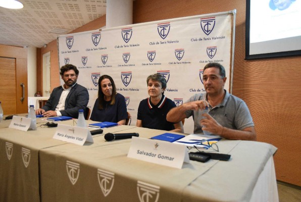 Jornada de Innovación y Actualidad en el deporte (Fotos: Eduardo Manzana)