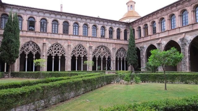 El tripartito insta al Consell a 
