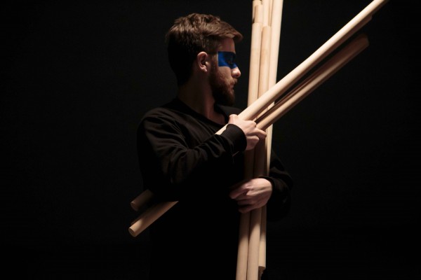 Arte en la tele: RTVE se convierte en escenario de la performance de Eduardo Hurtado