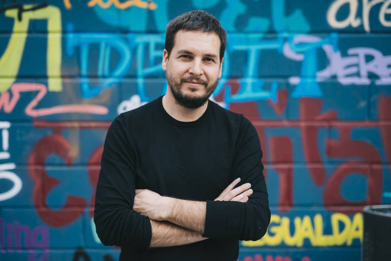 Pau Alabajos i Alidé Sans donen començ a la tercera edició del 'Festival Xàtiva cançó d'autor'