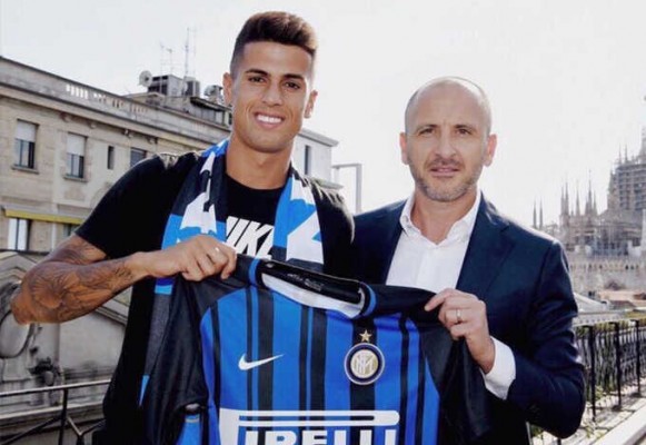 Cancelo provoca fricciones entre el Valencia y el Inter