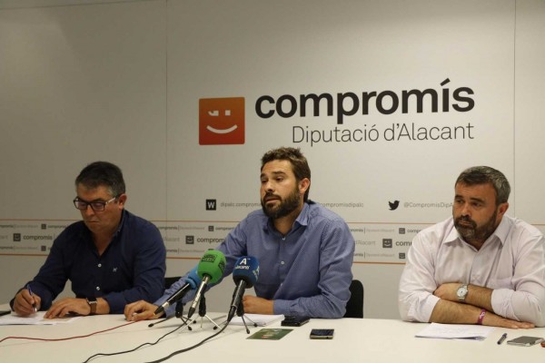 Compromís acusa a un asesor de César Sánchez de coaccionar a sus alcaldes para que apoyen el plan de inversiones