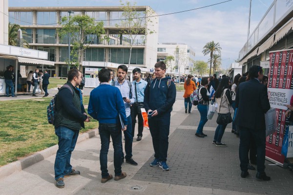 Los titulados menores de 35 años pueden pedir hasta el 6 de junio la beca de la Diputación