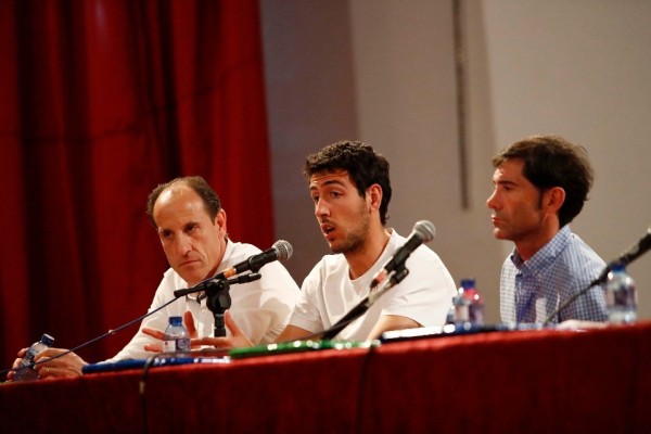 Marcelino, Parejo y Voro llevan los valores del fútbol al Centro Penitenciario de Picassent
