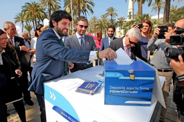 Los empresarios valencianos buscan apoyos para reivindicar el Corredor Mediterráneo
