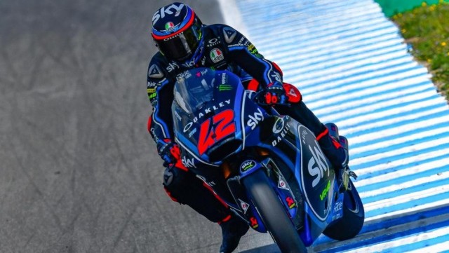 Bagnaia líder desde la cuarta vuelta