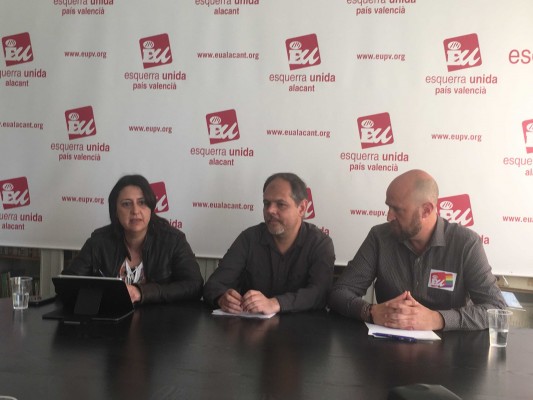 Rosa Pérez apoya al dimisionario Domínguez en su primer acto en Alicante al frente de EUPV