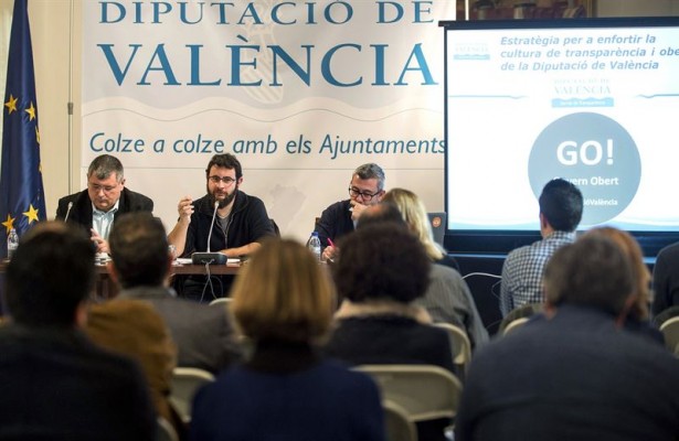 Los ayuntamientos piden a la Diputación formación, recursos y personal para lograr la transparencia