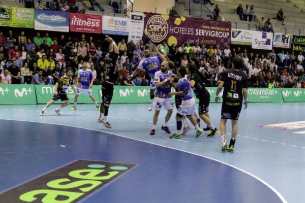 El Benidorm resolvió por la vía rápida una liga que se le hizo larga

