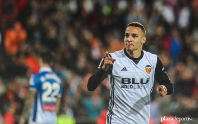 Rodrigo, máximo goleador y el que más partidos de Liga jugó en el Valencia