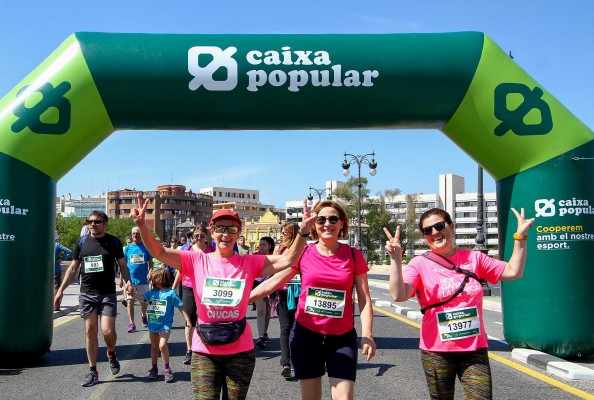 La participación femenina, el gran éxito de la Volta a Peu València Caixa Popular 2018