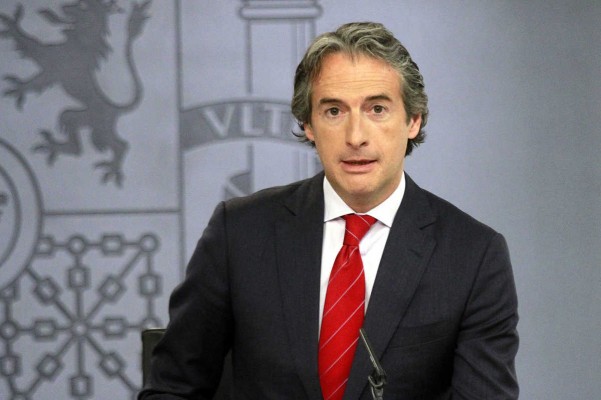 De la Serna afirma que no se prorrogarán las concesiones de autopistas que caduquen