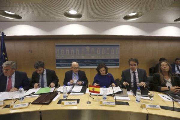 Fedea detecta una sobrevaloración en los ingresos previstos por las CCAA que pone en riesgo el déficit