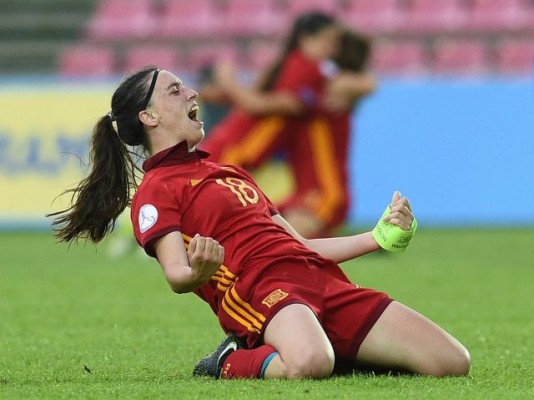 Campeonas de Europa con la amarilla Eva Navarro como estrella