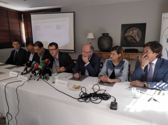 Elche Piensa propone la implantación de empresas de base tecnológica en el Centro para revitalizarlo