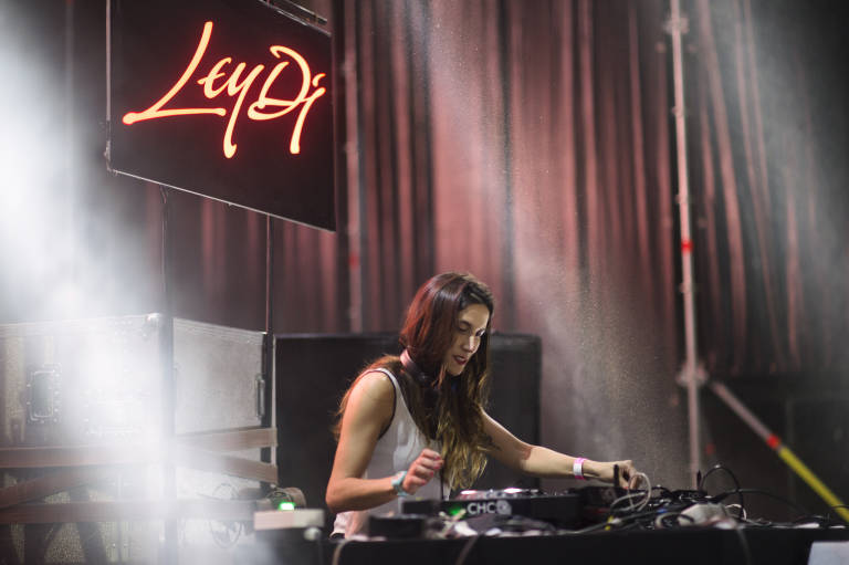 Ley DJ publica 'California', la tercera canción original de la dj valenciana