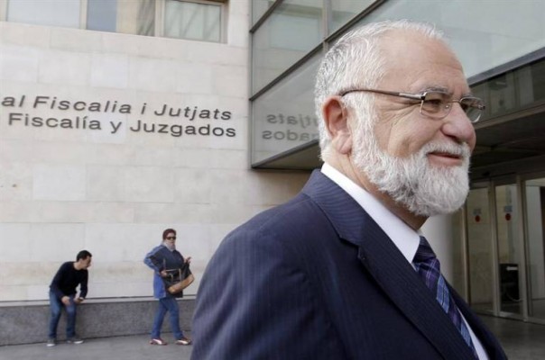 La juez imputa a Juan Cotino y a la mujer de Eduardo Zaplana
