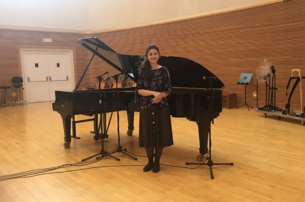 Fatima Dzusova, ganadora del Premio Iturbi, graba un álbum con obras de Liszt y Ravel 