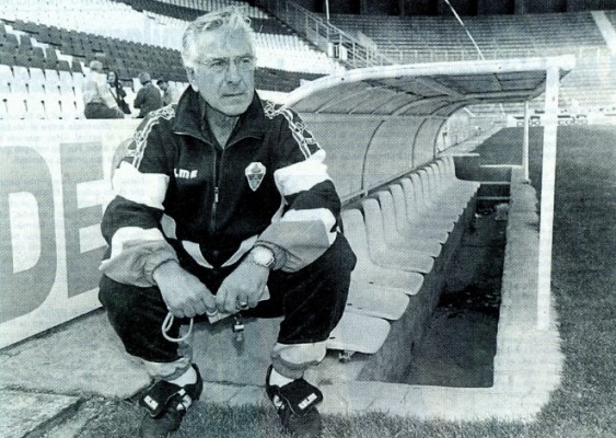 Homenaje póstumo a Felipe Mesones por parte de Elche y Murcia