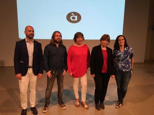 'Tenim molt a contar': así es la campaña de presentación de À Punt