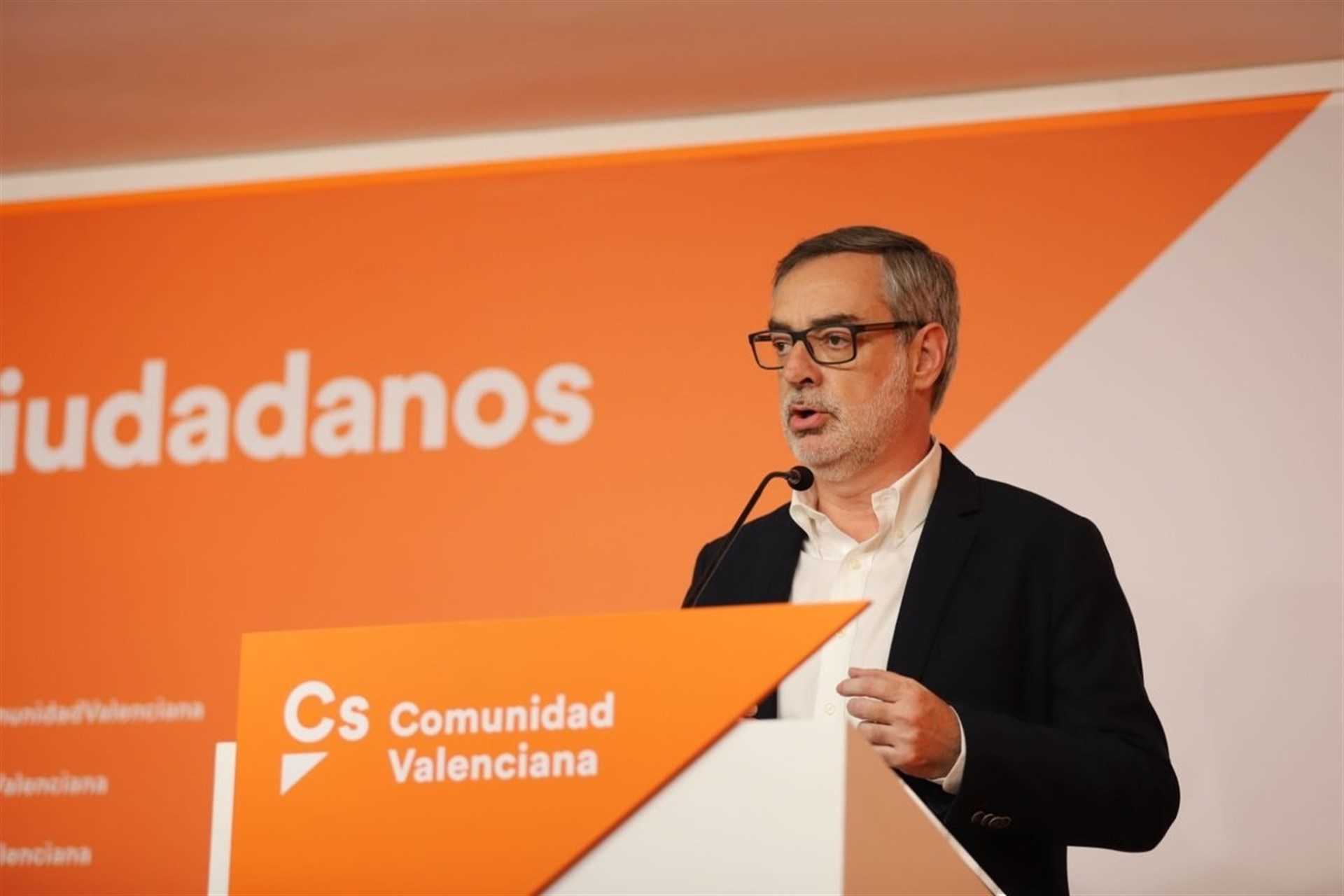 Cs responde al PSOE: sí a una moción con un candidato alternativo y elecciones inmediatas