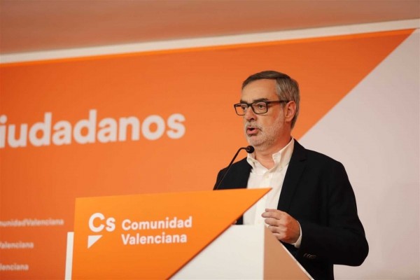 Cs responde al PSOE: sí a una moción con un candidato alternativo y elecciones inmediatas