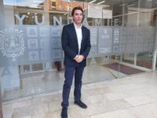 Peter Lim amplió la línea de crédito en 80 millones para posibles fichajes