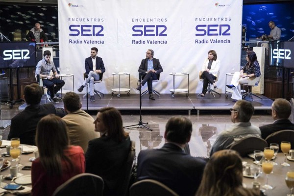 Ferri aboga por concurrir en solitario en 2019 y Estañ aceptaría confluencias si permiten sumar