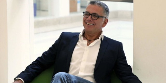 Juan Ramón Lucas recrea la vida del rico minero Miguel Zapata cien años después de su muerte 