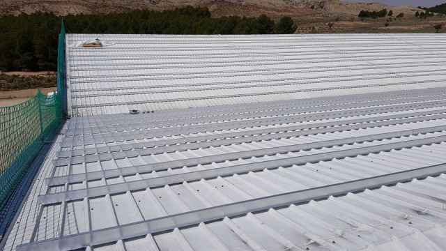 La Comunitat abandera el autoconsumo con la instalación 
fotovoltaica más grande de España
