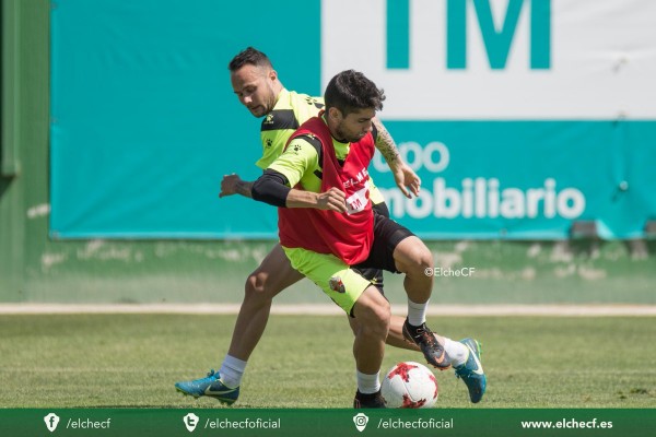 Manu afirma que sería muy importante no recibir gol ante el Sporting B