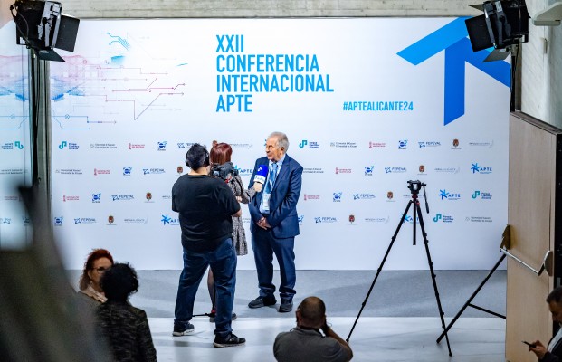 Conferencia Internacional de Apte en el PCA (Fotos: David Revenga)