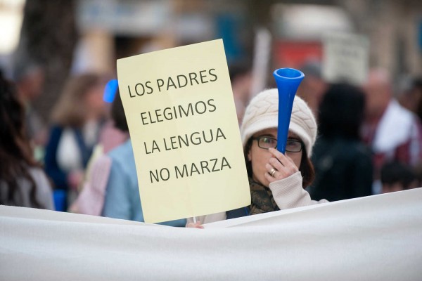 Hablamos Español atrae a València a manifestantes de otras CCAA a favor de la elección de la lengua